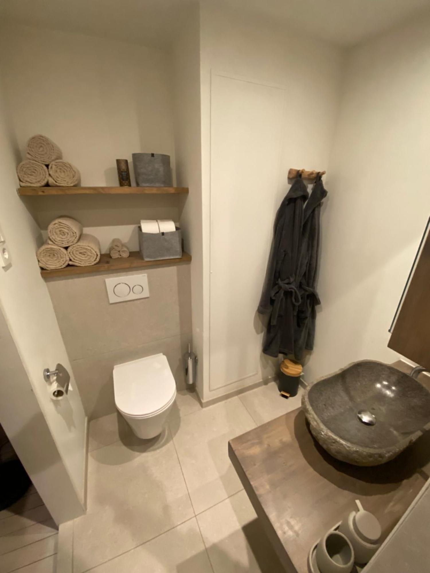 B&B Appartement Rebel And Moon In Het Centrum Van Alblasserdam المظهر الخارجي الصورة